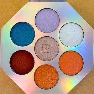 Fenty Beauty Killawatt Foil Metallic and Holographic Eyeshadow Pallette